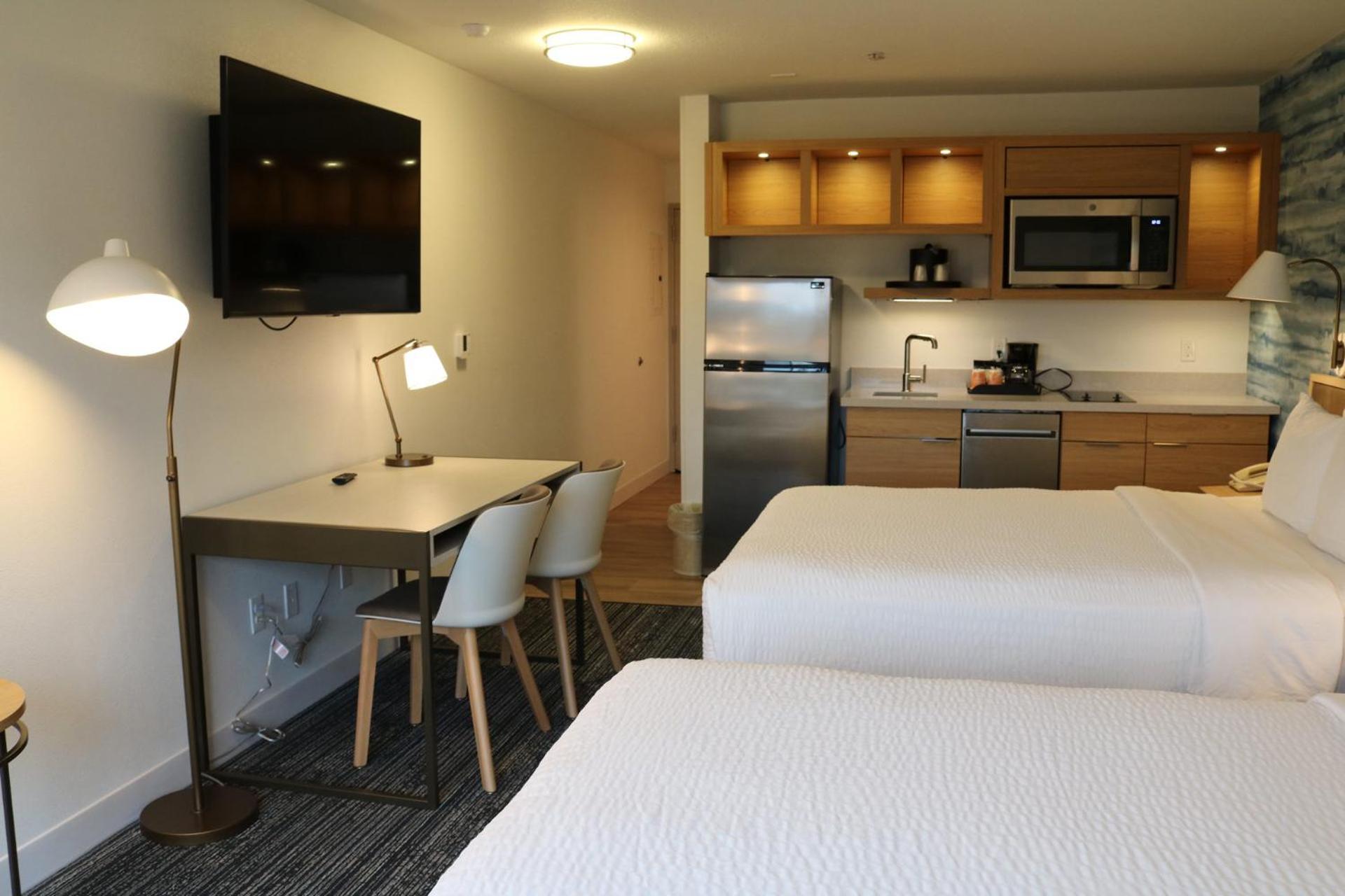 Clarion Hotel Portland International Airport Exteriör bild