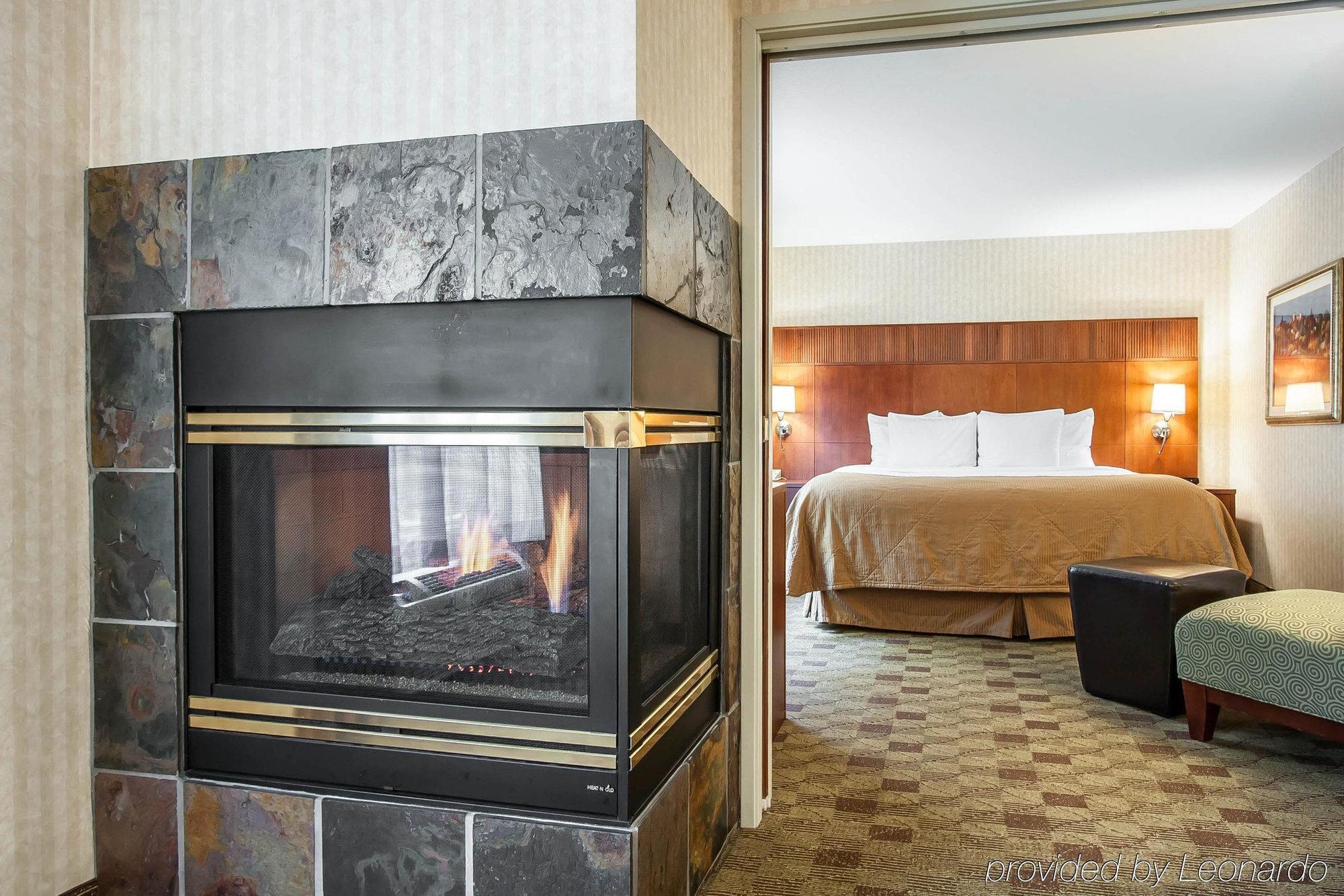 Clarion Hotel Portland International Airport Exteriör bild