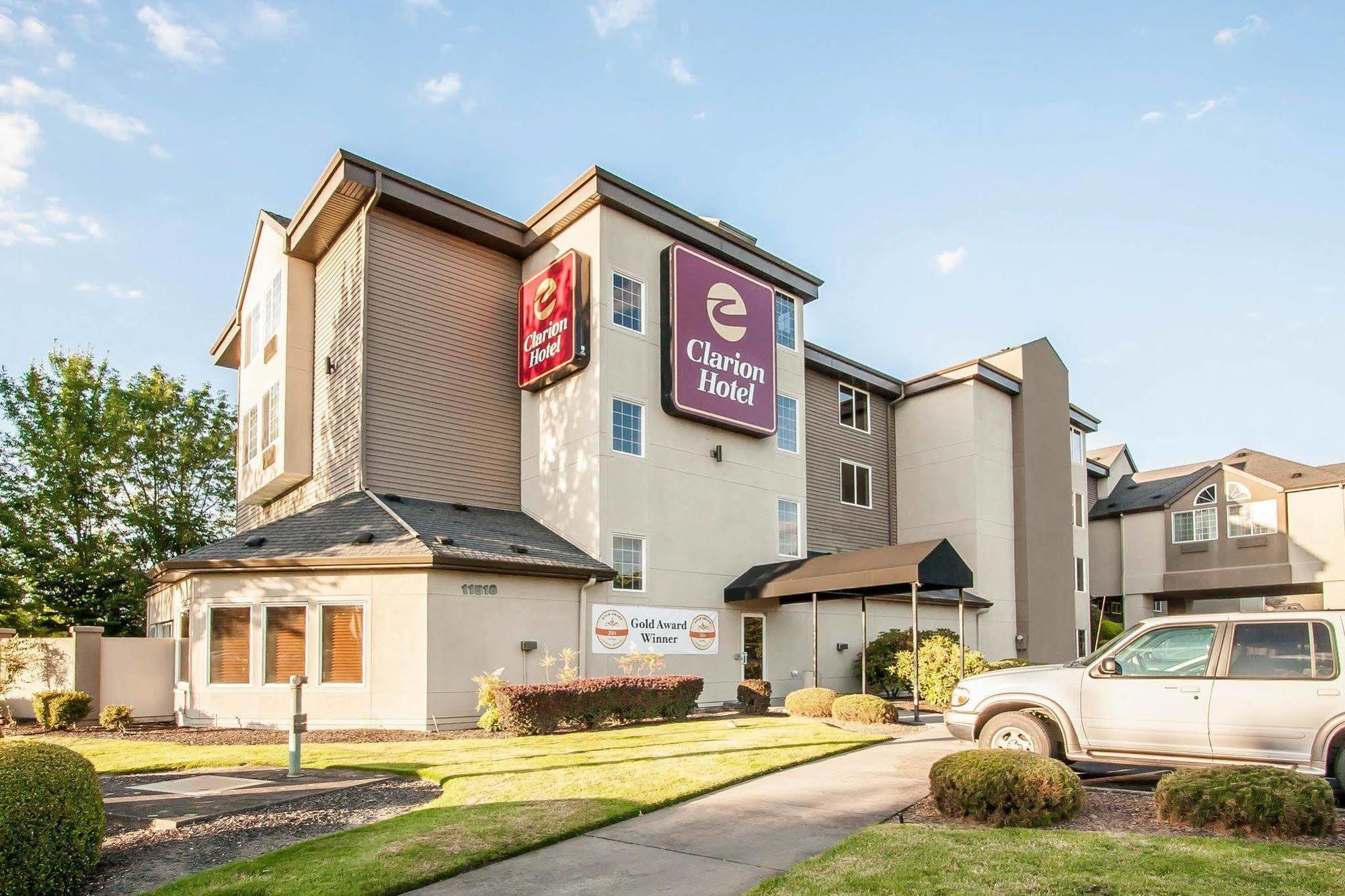 Clarion Hotel Portland International Airport Exteriör bild