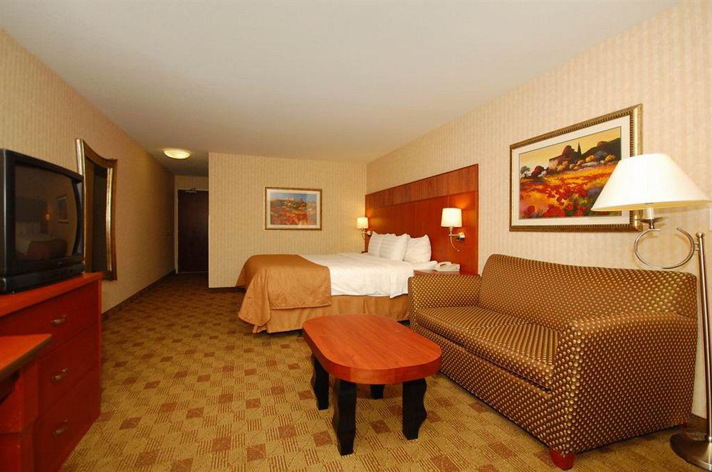 Clarion Hotel Portland International Airport Exteriör bild