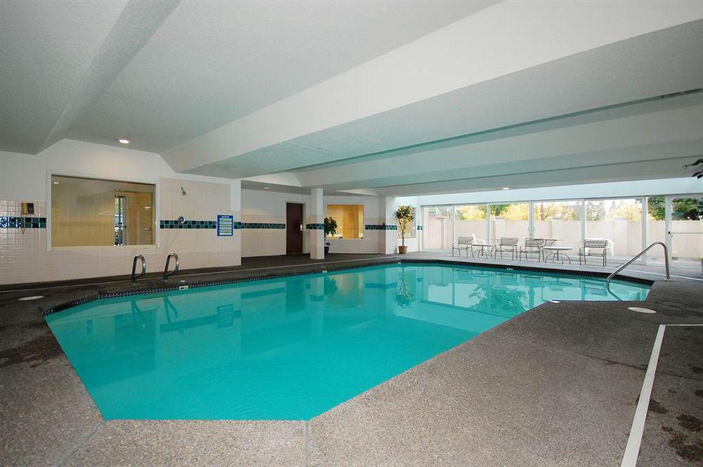 Clarion Hotel Portland International Airport Exteriör bild